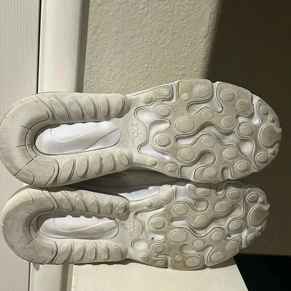 Nike Older Kids Air Max 270 React US 7Y  Trainers BQ0103 100 - Picture 8 of 9